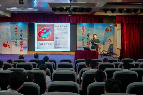 羅湖戰(zhàn)疫報告 常備1200人應(yīng)急采樣隊(duì)，黨員沖鋒在前，深圳心理咨詢同步守護(hù)